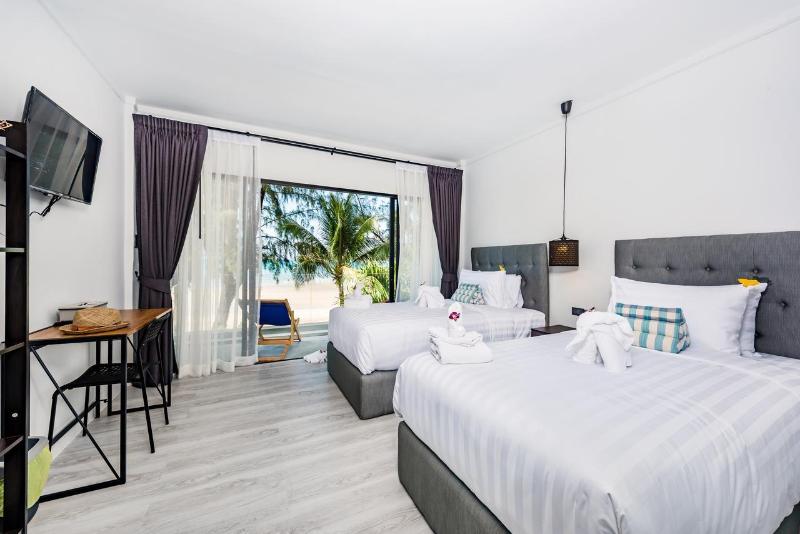 فندق Thai Kamala Beach Front