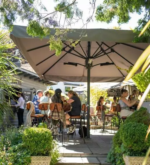 בית מלון כפרי The Bridge