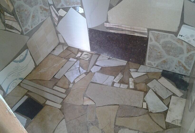 膳宿费 Barbara's Village