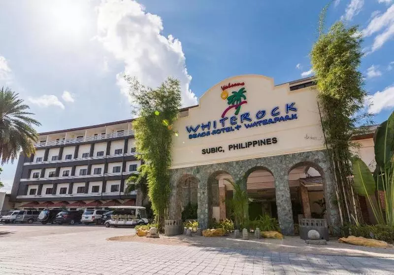 リゾートホテル Whiterock Beach Hotel + Waterpark