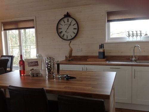 Cleveley Mere Luxury Waterside Lodges