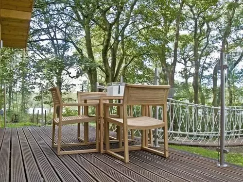 Cleveley Mere Luxury Waterside Lodges