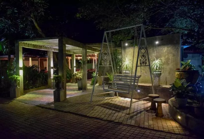 Tishan Holiday Resort