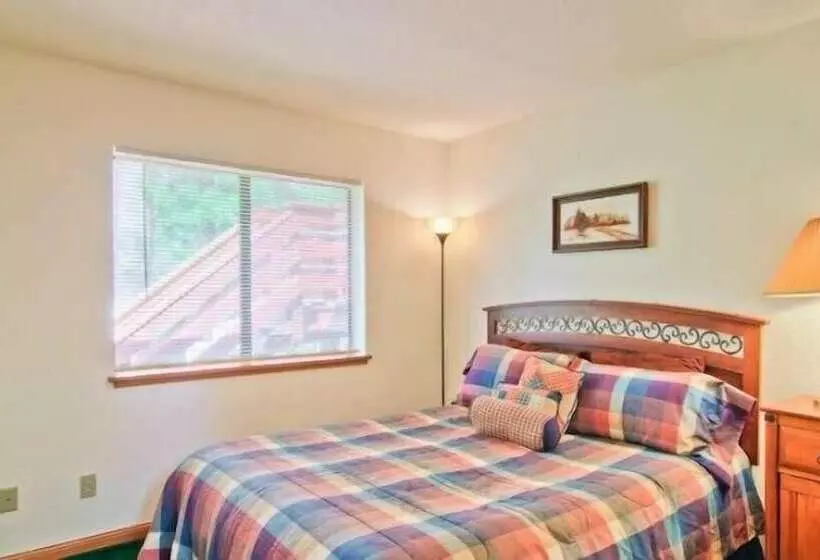 Scenic Wonders Coyote Creek 3 Bedrooms