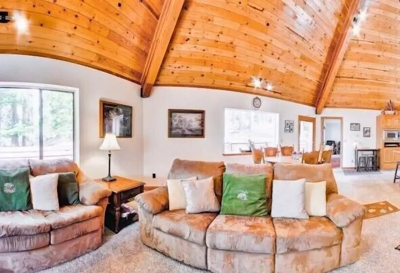 Scenic Wonders Coyote Creek 3 Bedrooms