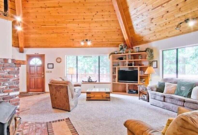 Scenic Wonders Coyote Creek 3 Bedrooms