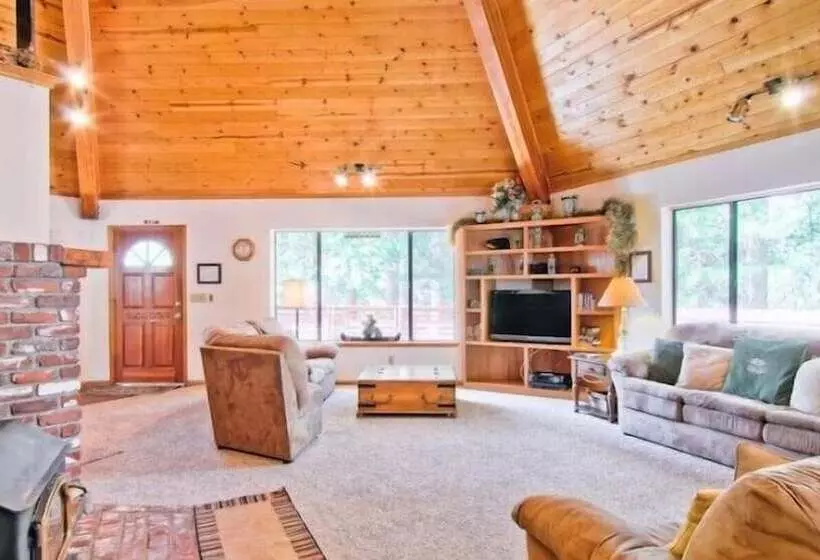 Scenic Wonders Coyote Creek 3 Bedrooms