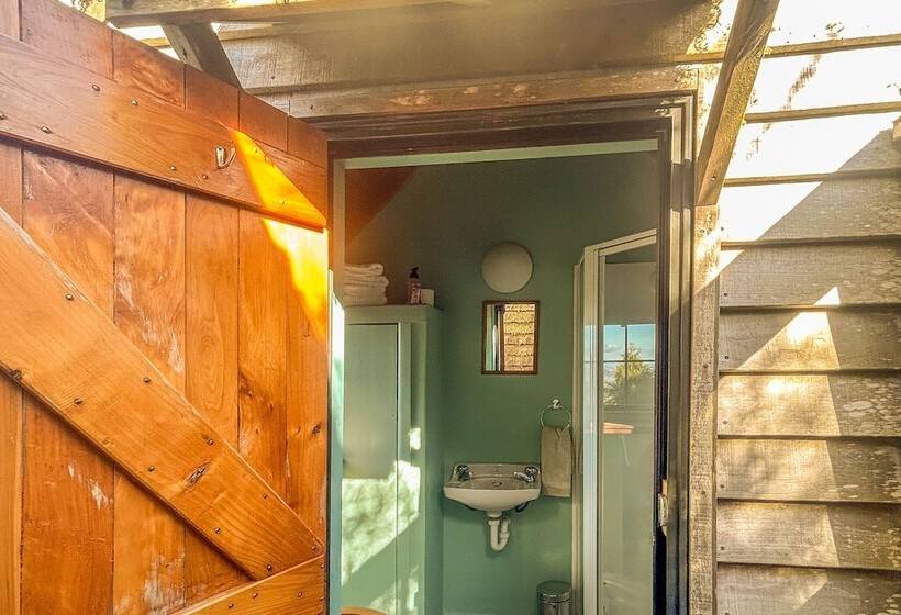 Te Tiro Accommodation