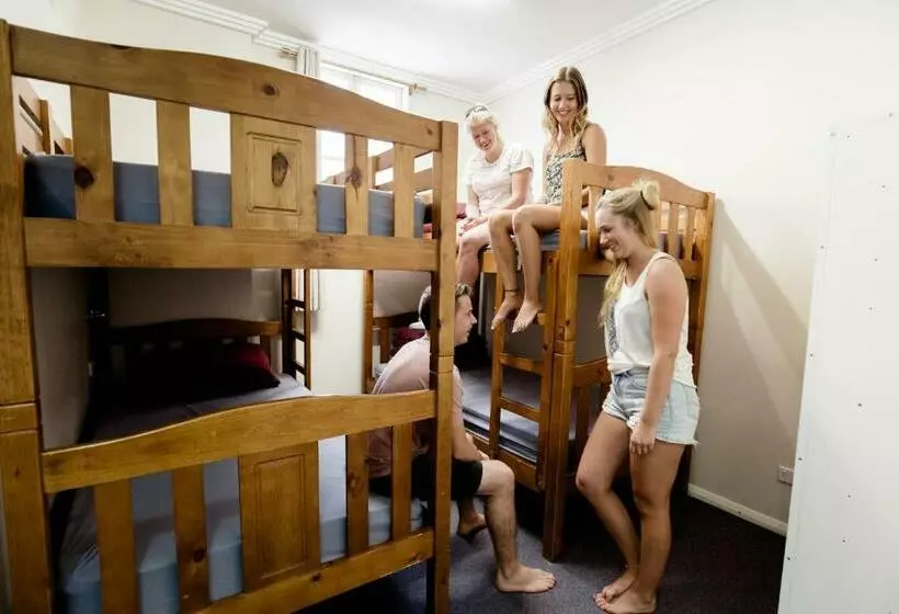 Schronisko Mad Monkey Broadway