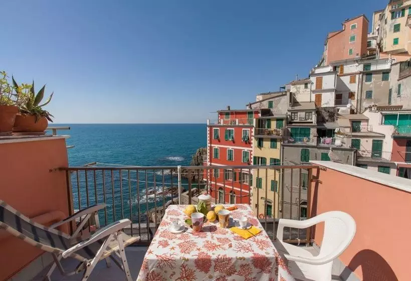 Appartamenti E Camere Edi