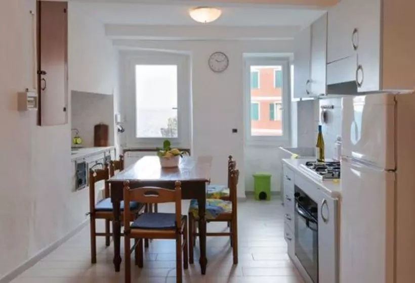 Appartamenti E Camere Edi