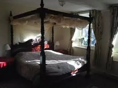 ベッドアンドブレックファースト Buscot Manor