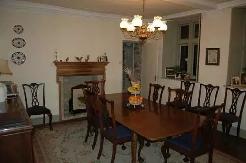 ベッドアンドブレックファースト Buscot Manor