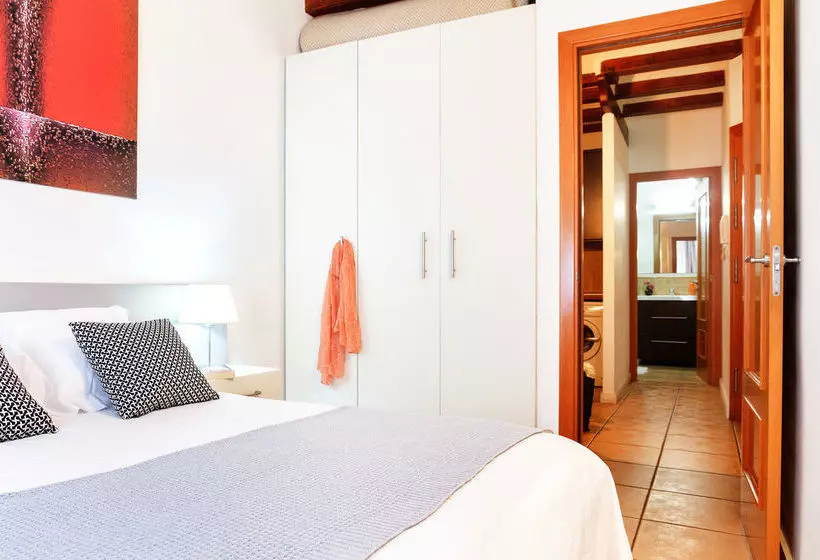 Feelathome Cabanyes Apartment