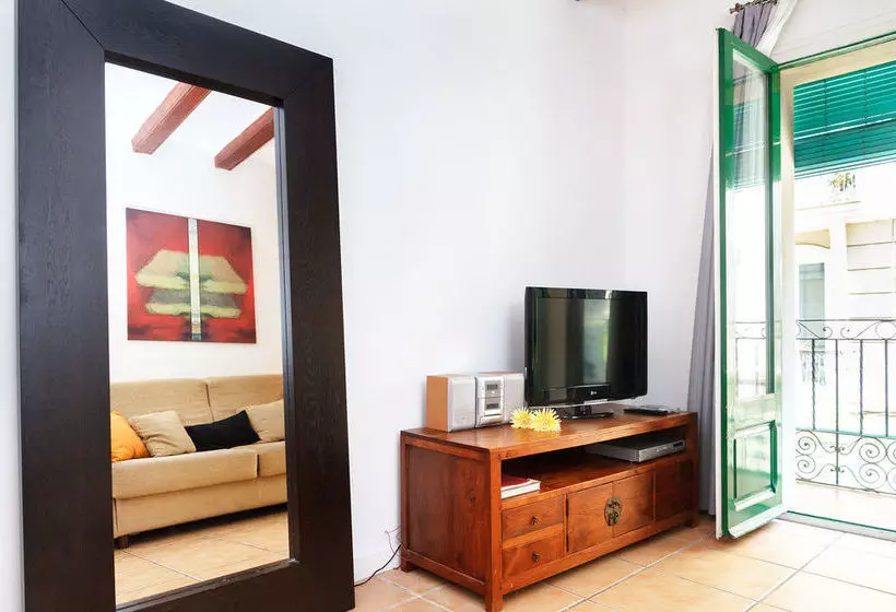 Feelathome Cabanyes Apartment