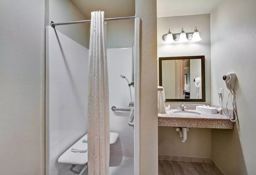 Cobblestone Hotel & Suites Pulaski/green Bay