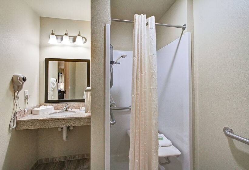 Cobblestone Hotel & Suites Pulaski/green Bay