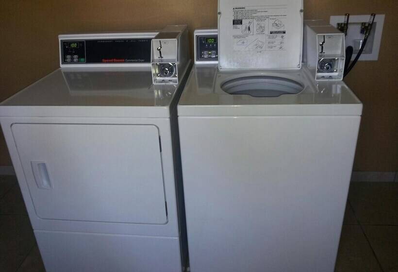 Otel Cobblestone Inn & Suites Hartington