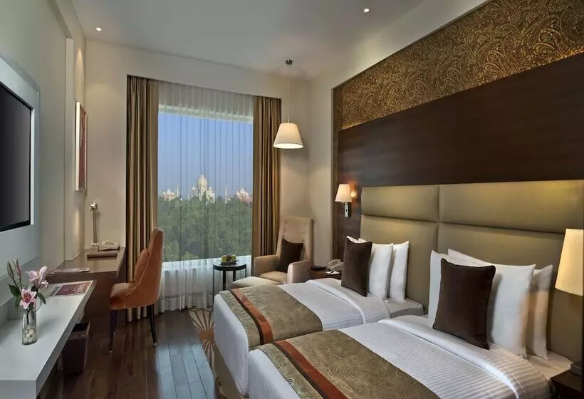 هتل Grand Mercure Agra