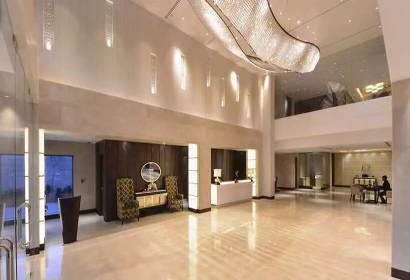 هتل Grand Mercure Agra