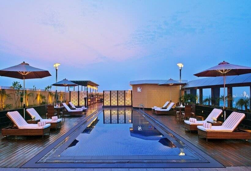 فندق Grand Mercure Agra