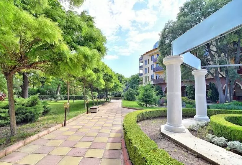 호텔 Estreya Palace & Residence