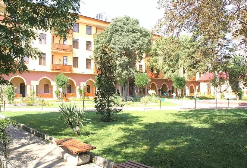 호텔 Estreya Palace & Residence