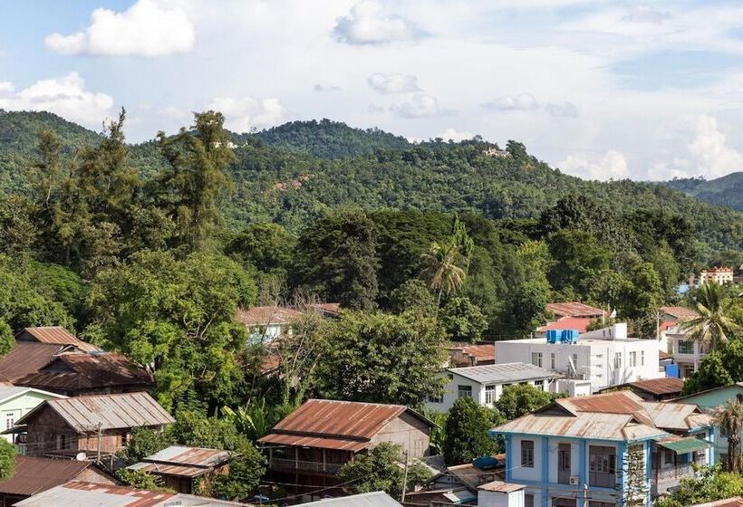 هتل Lily The Home