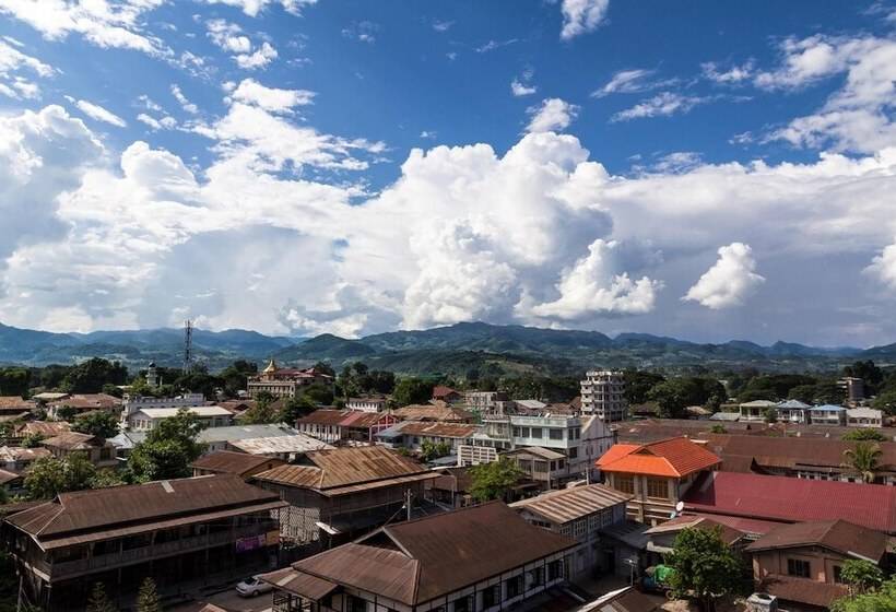 هتل Lily The Home