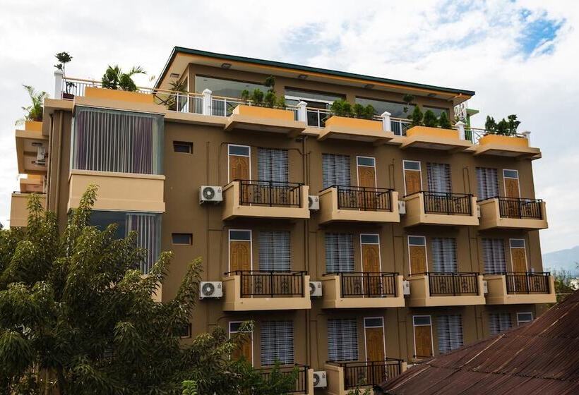 هتل Lily The Home