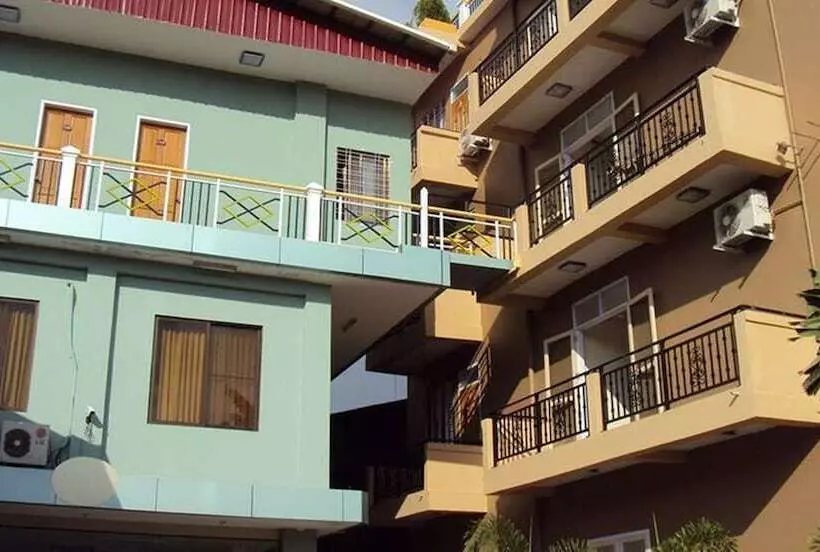 هتل Lily The Home