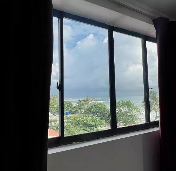 Hotel Mirissa Heights