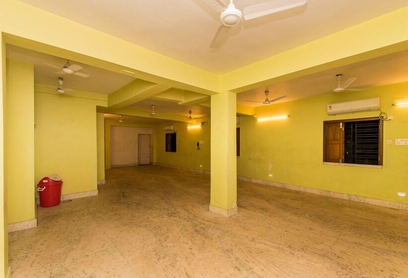 هتل Oyo Rooms Bangur Avenue