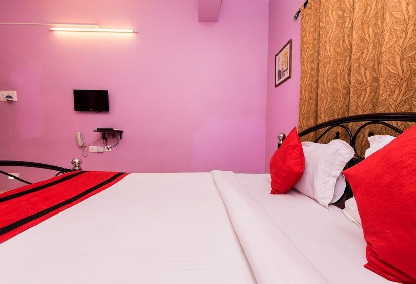 هتل Oyo Rooms Bangur Avenue