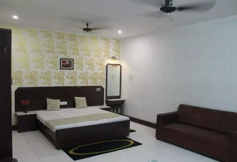 ホテル Padmini International  Sigra