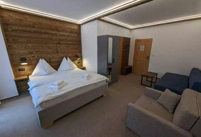 هتل Penzion Maria