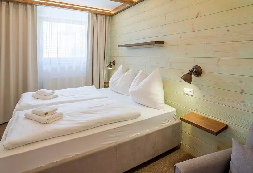 هتل Penzion Maria