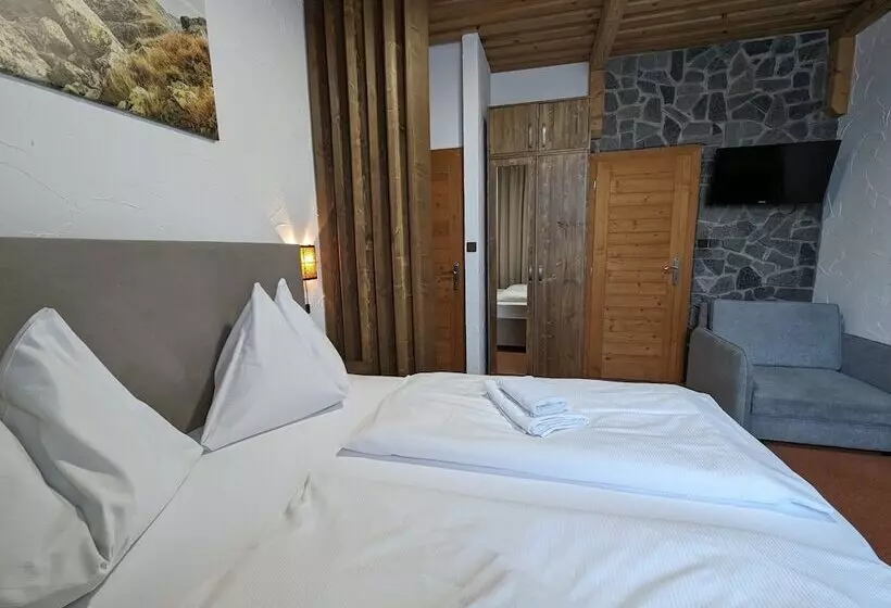 هتل Penzion Maria