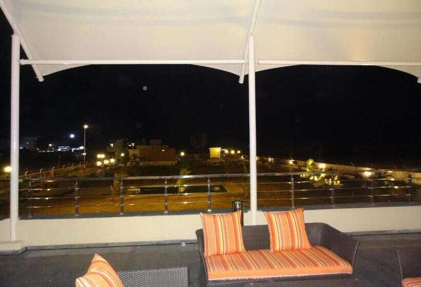 호텔 Regenta Central Hestia Dahej, Bhensali