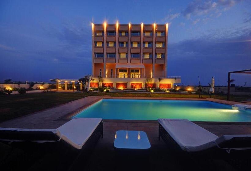 호텔 Regenta Central Hestia Dahej, Bhensali