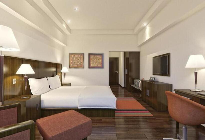 호텔 Regenta Central Hestia Dahej, Bhensali