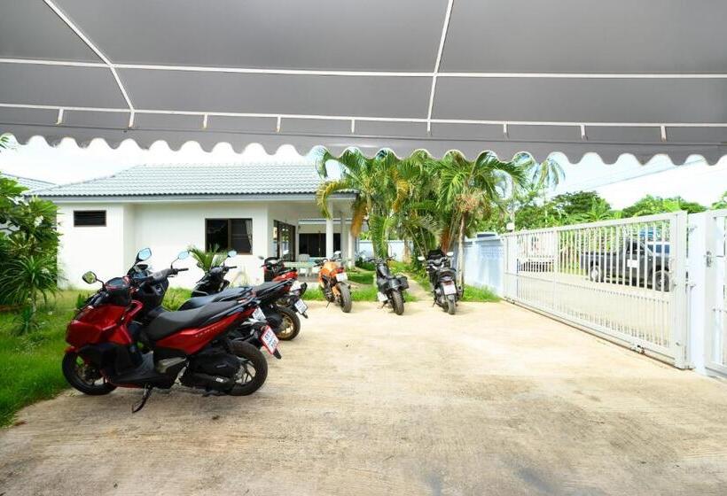 فندق Sunsuko Village Panwa