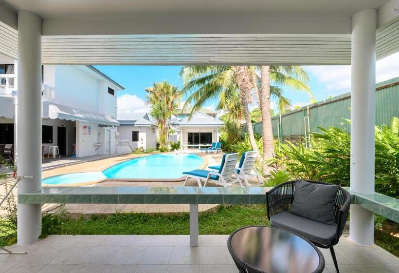 فندق Sunsuko Village Panwa