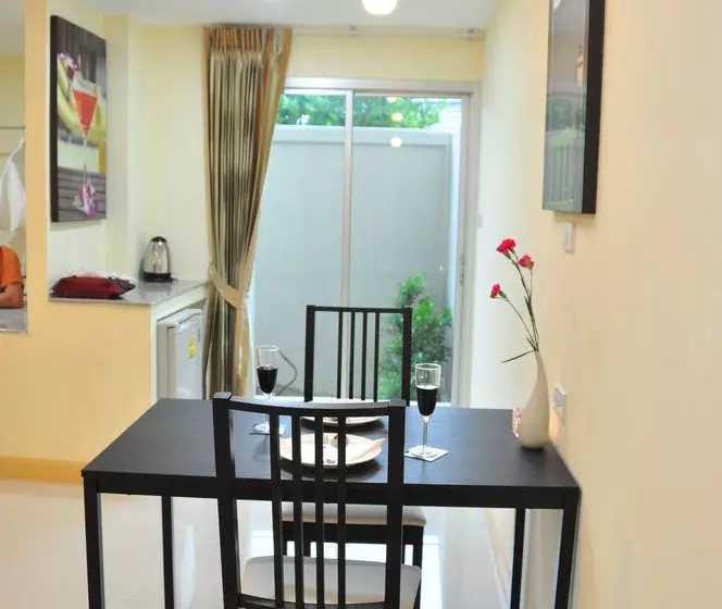 هتل The Bloom Residence At Suvarnabhumi