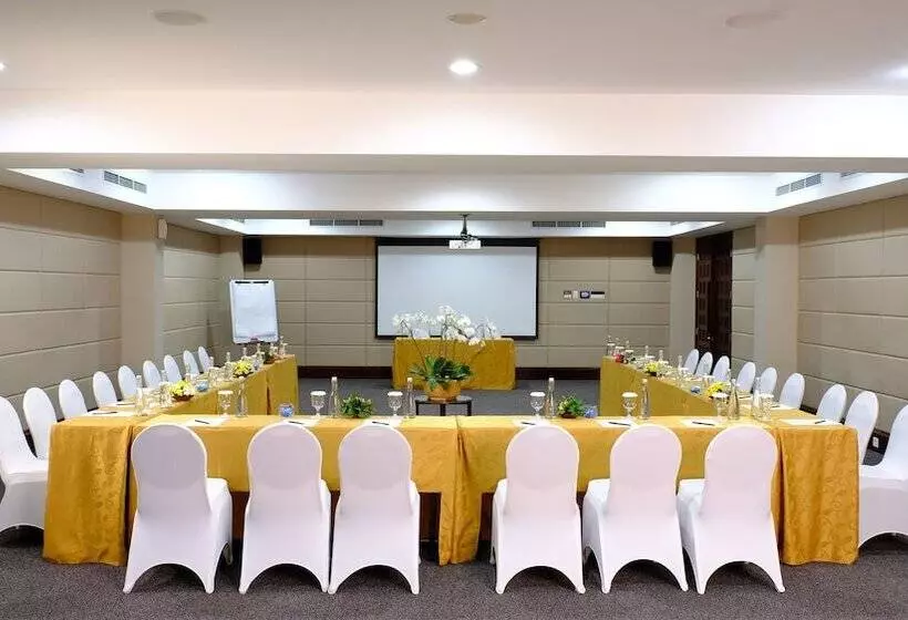 酒店 The Sintesa Jimbaran Bali