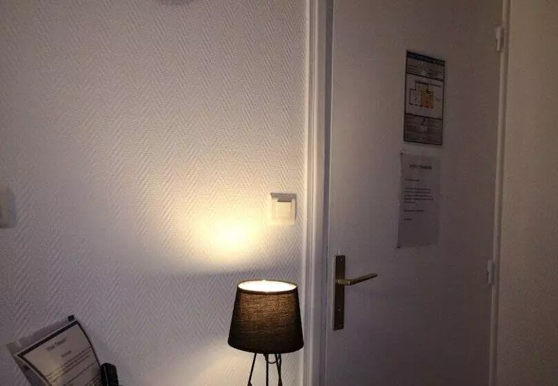 酒店 Trianon Tours