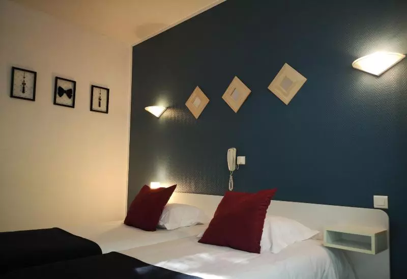 酒店 Trianon Tours