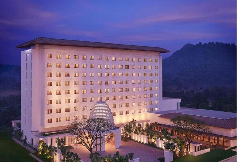 Отель Vivanta Guwahati