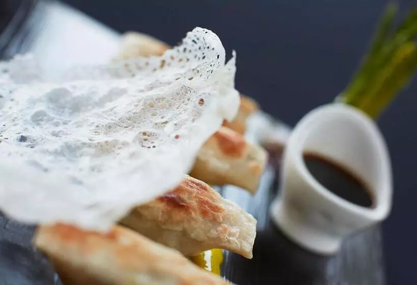 호텔 Vivanta Guwahati