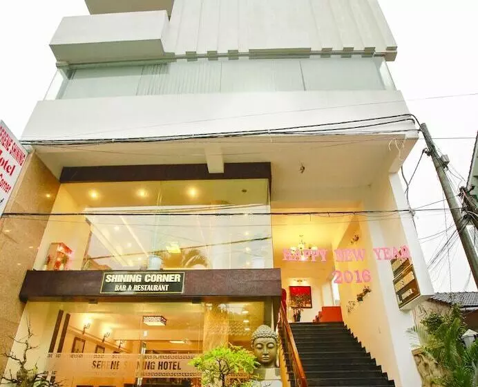 Hue Serene Shining Hotel & Spa